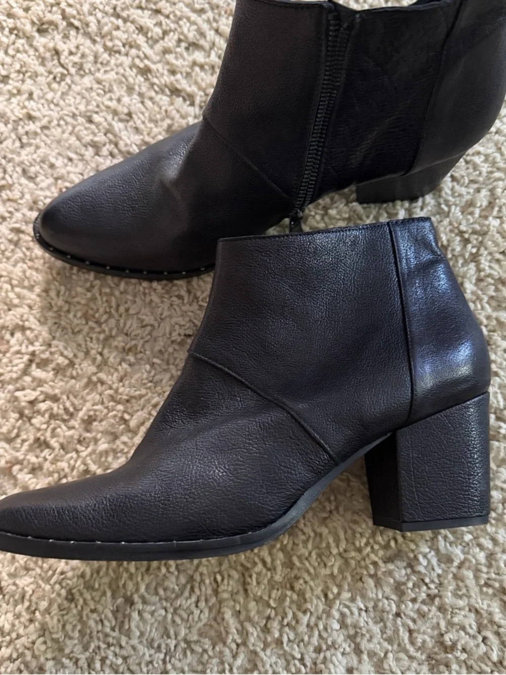 Freda Salvador gently used